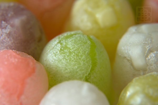 One of my favorite treats from the Asian store is these tiny bite-sized fruit gelatin desserts. They're wonderfully refreshing on a hot summer day, especially when they’re frozen.